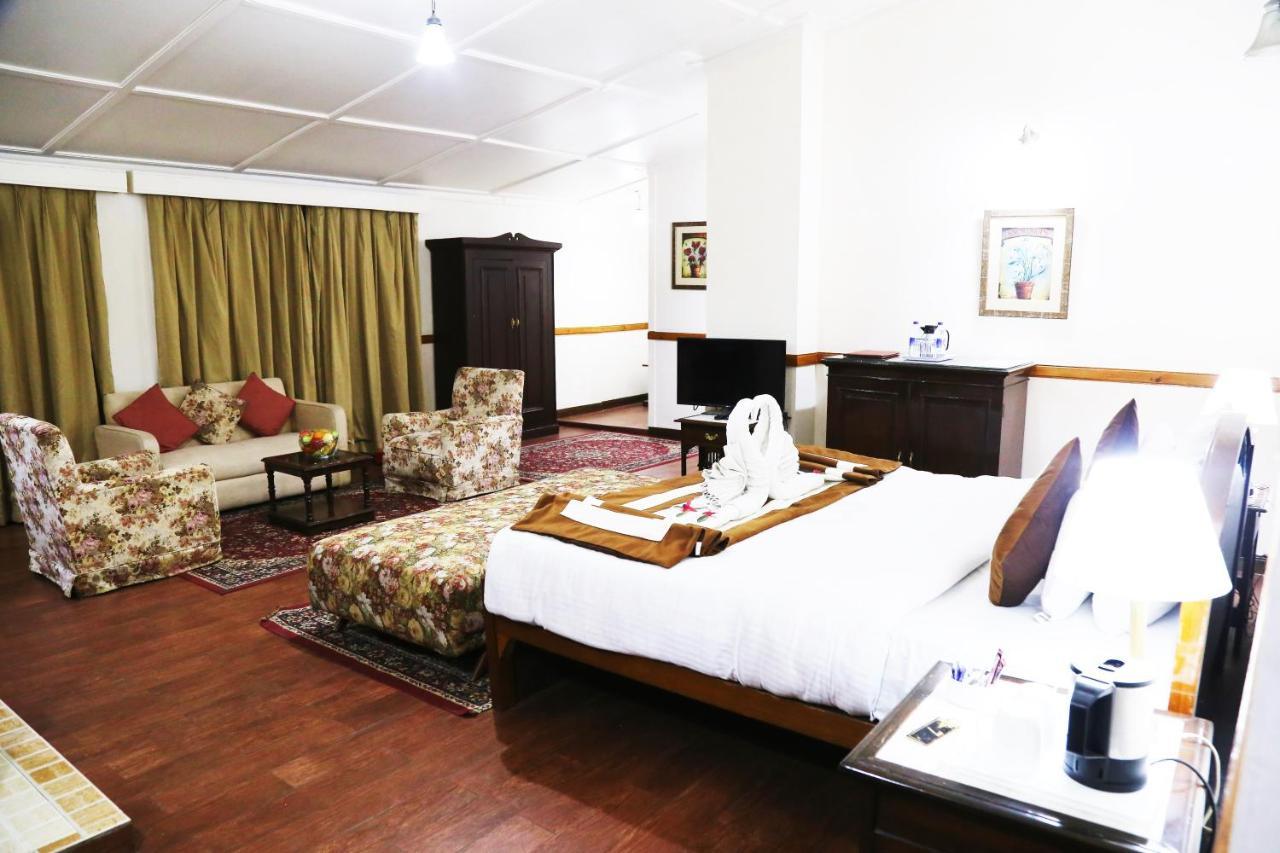 Springfields - A Heritage Palace Since 1902 Shimla Buitenkant foto