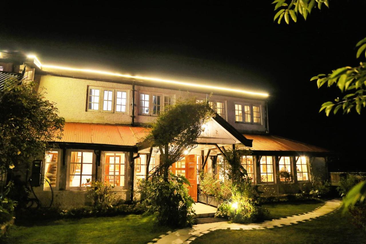Springfields - A Heritage Palace Since 1902 Shimla Buitenkant foto
